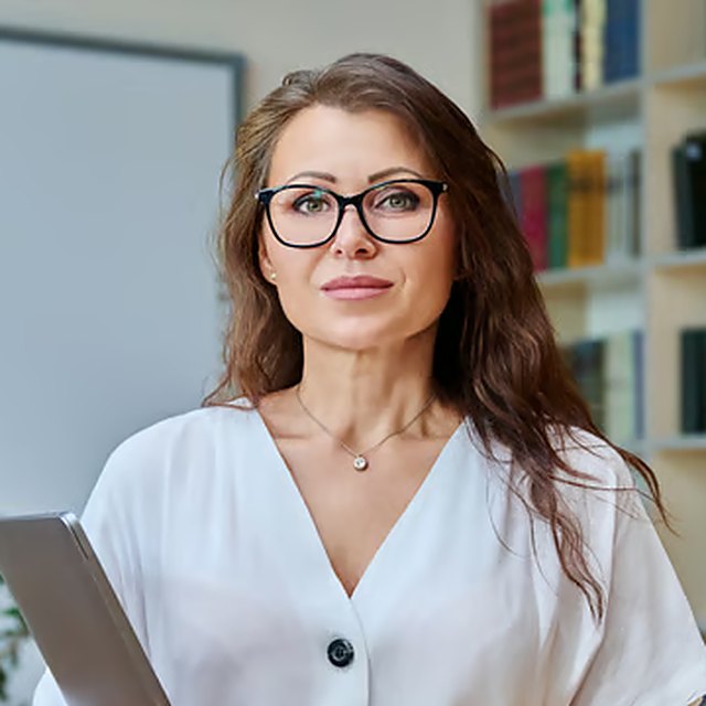 Dr. Aisha Khan
